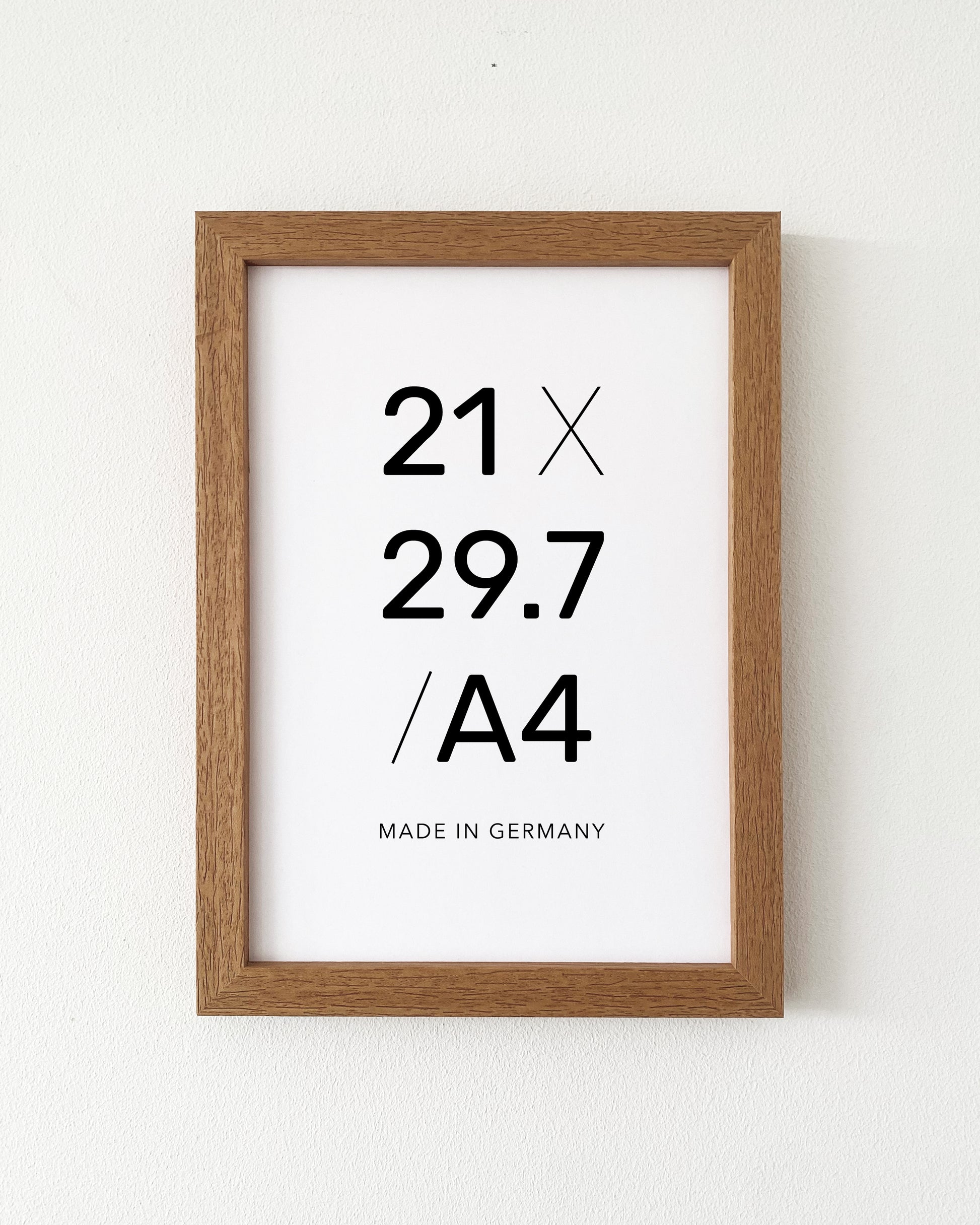 Bilderrahmen Wood Frame in Eiche in A4 für Poster, quadratisches Profil, modernes Design