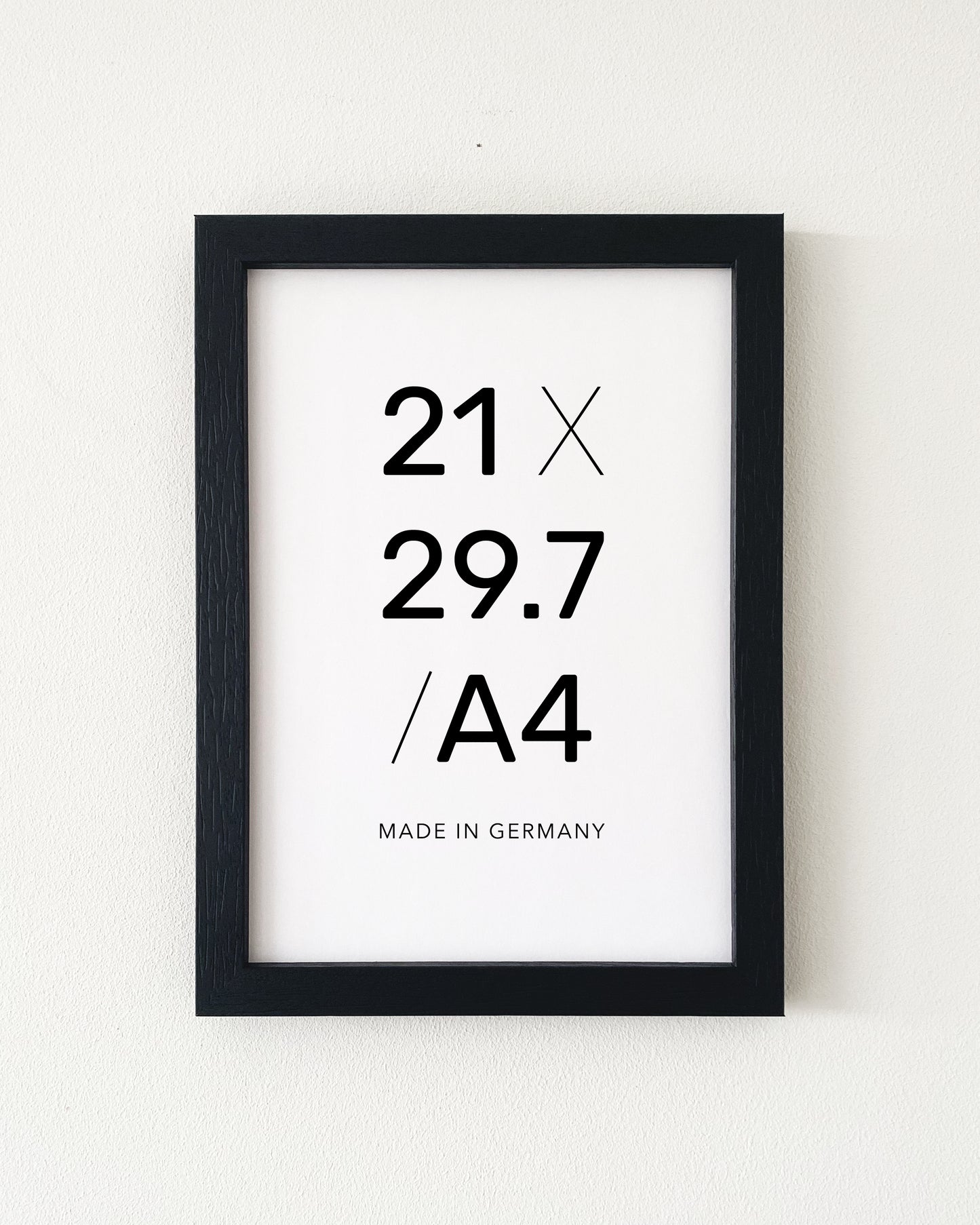 Bilderrahmen Wood Frame in Schwarz in A4 für Poster, quadratisches Profil, modernes Design