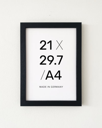 Bilderrahmen Wood Frame in Schwarz in A4 für Poster, quadratisches Profil, modernes Design