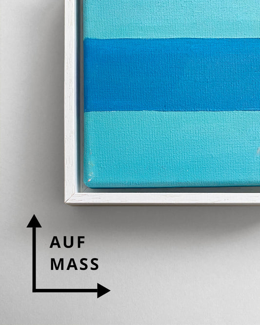 Weißer Schattenfugenrahmen mit leichter Holzmaserung und schmalem Profil für Leinwanddrucke und Gemälde